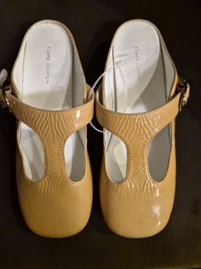 New Tory Burch Women's Tan Patent Leather Mules